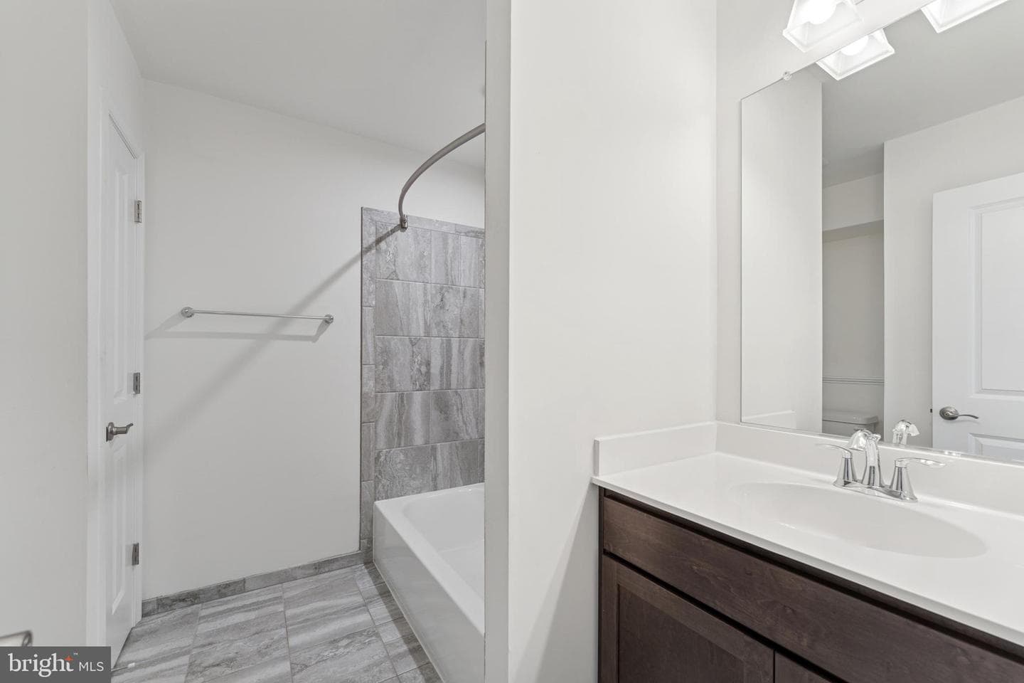 7808 Wolf Run Lane photo 22