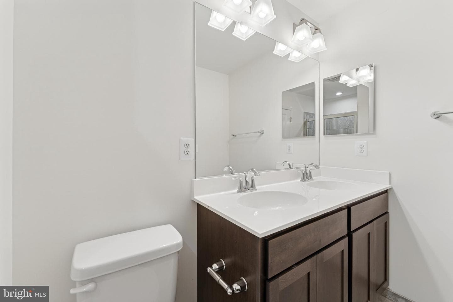 7808 Wolf Run Lane photo 26