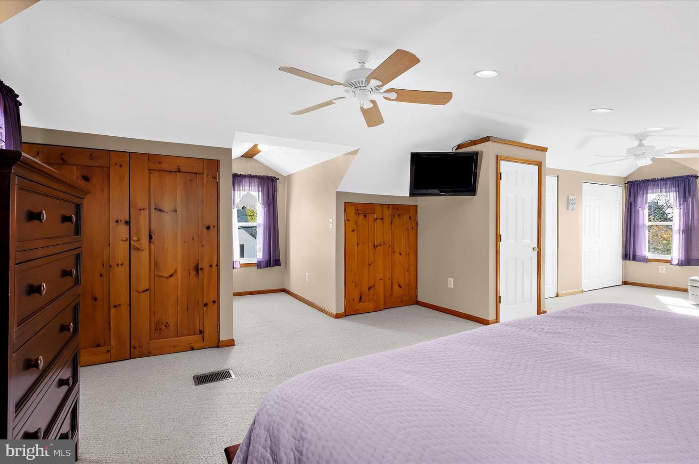 210 Arundel Road photo 27