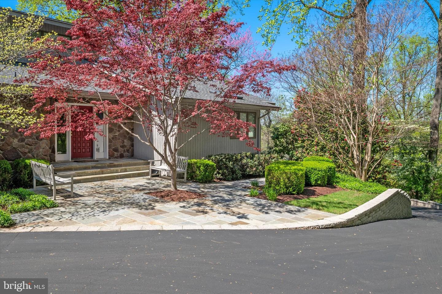 267 Rugby Court photo 34