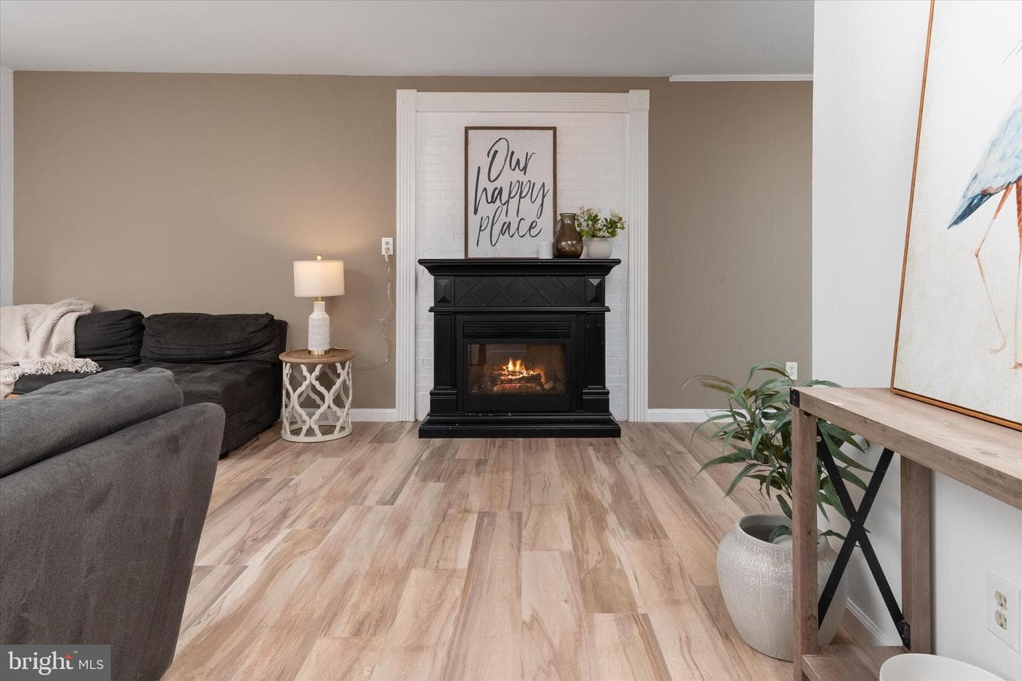 7963 Oak Road photo 3