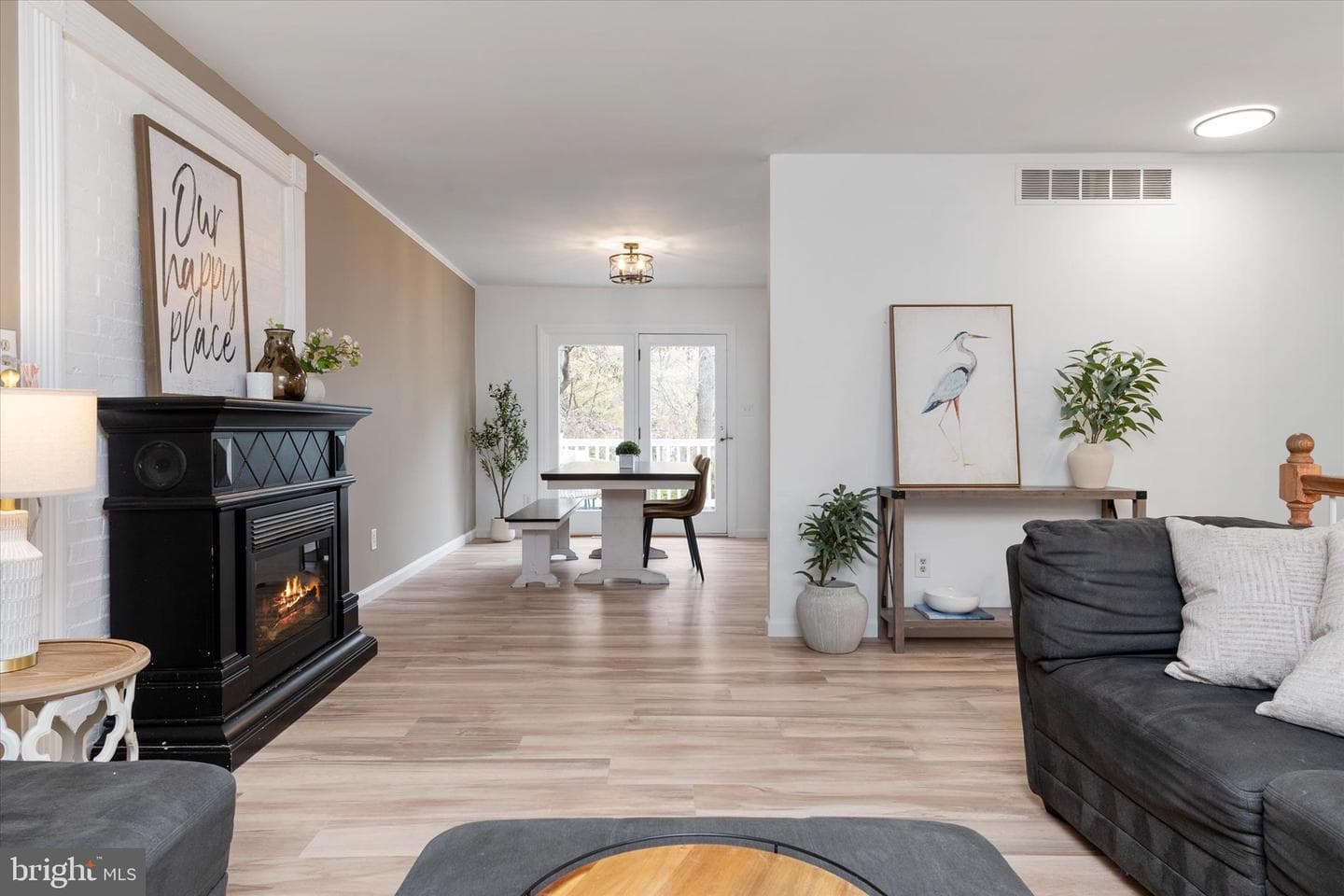 7963 Oak Road photo 4