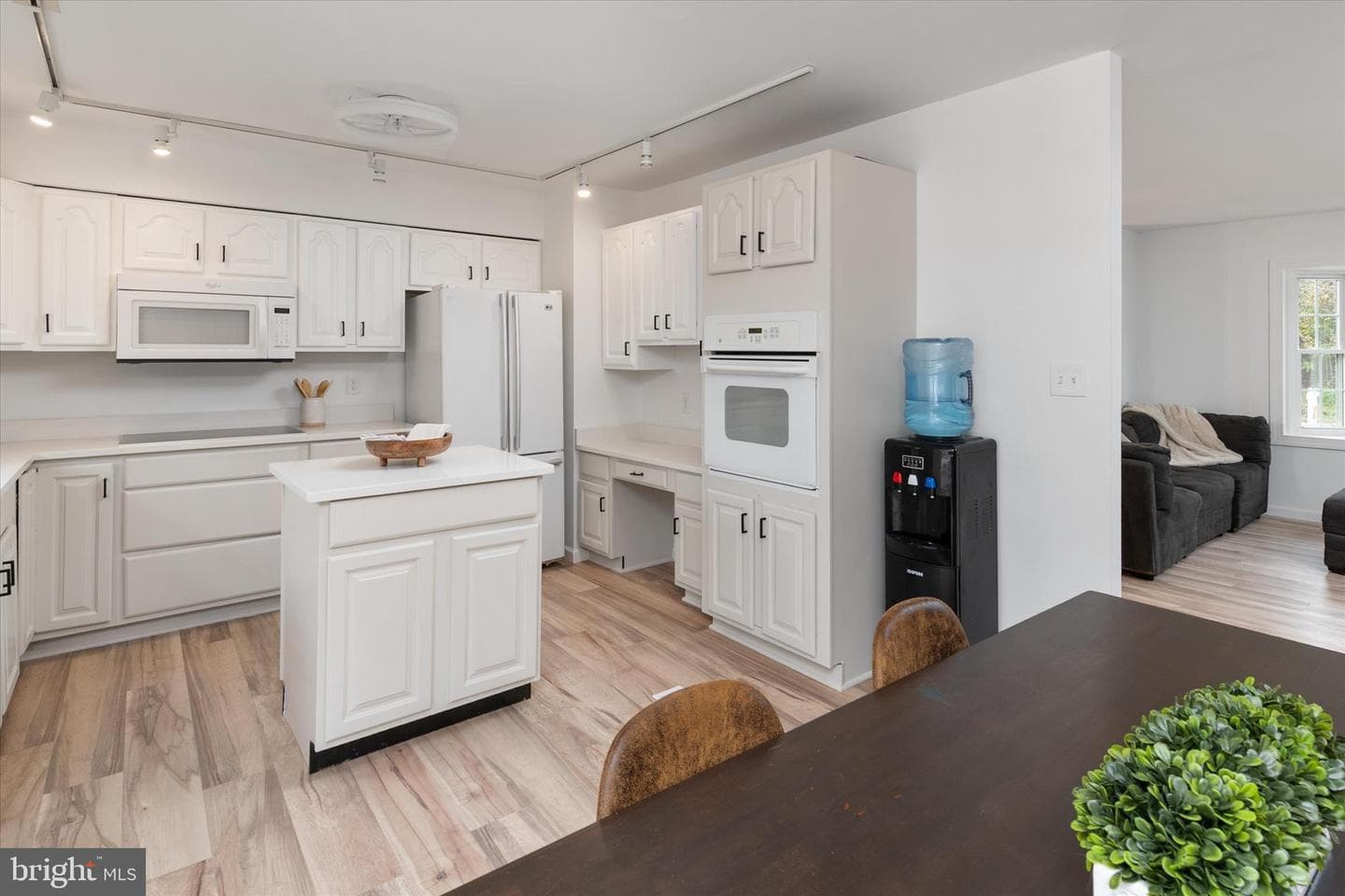 7963 Oak Road photo 7