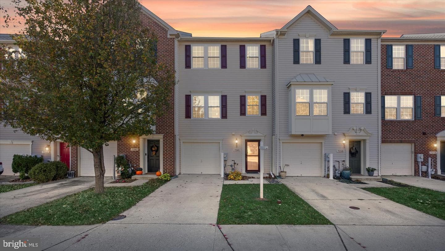 7260 Mockingbird Circle