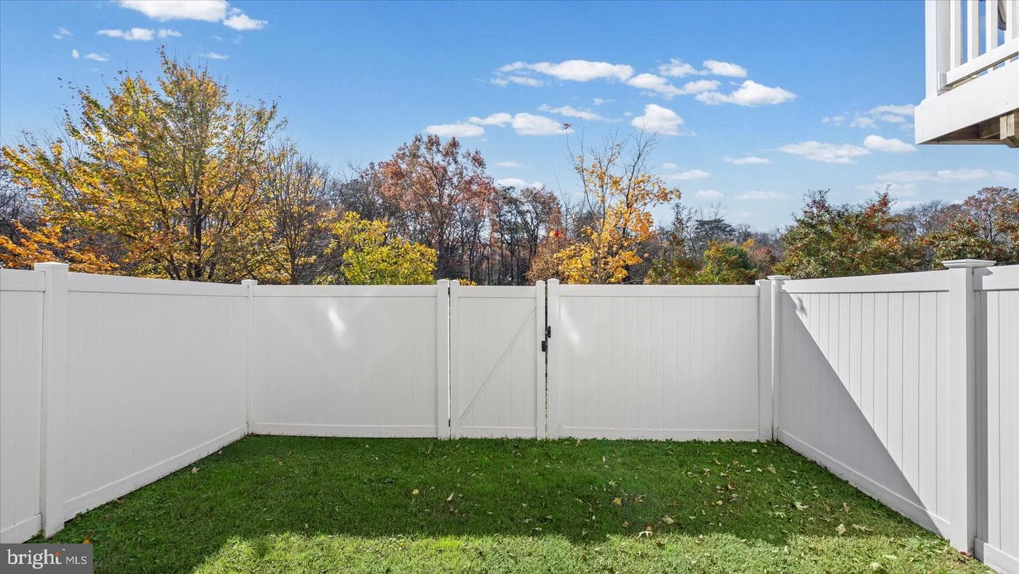 7260 Mockingbird Circle photo 40