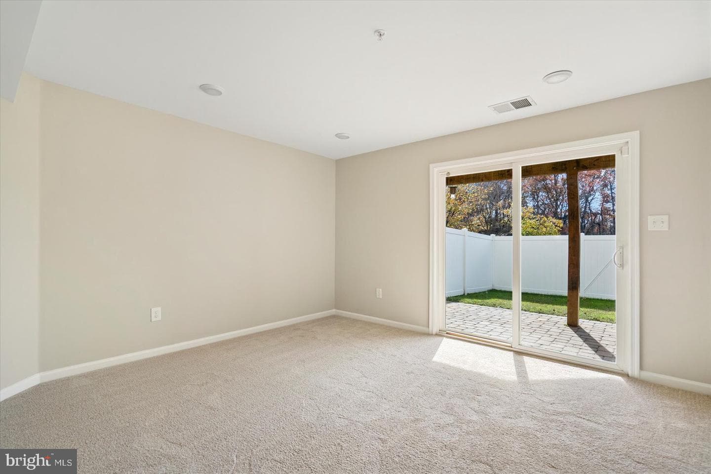 7260 Mockingbird Circle photo 49