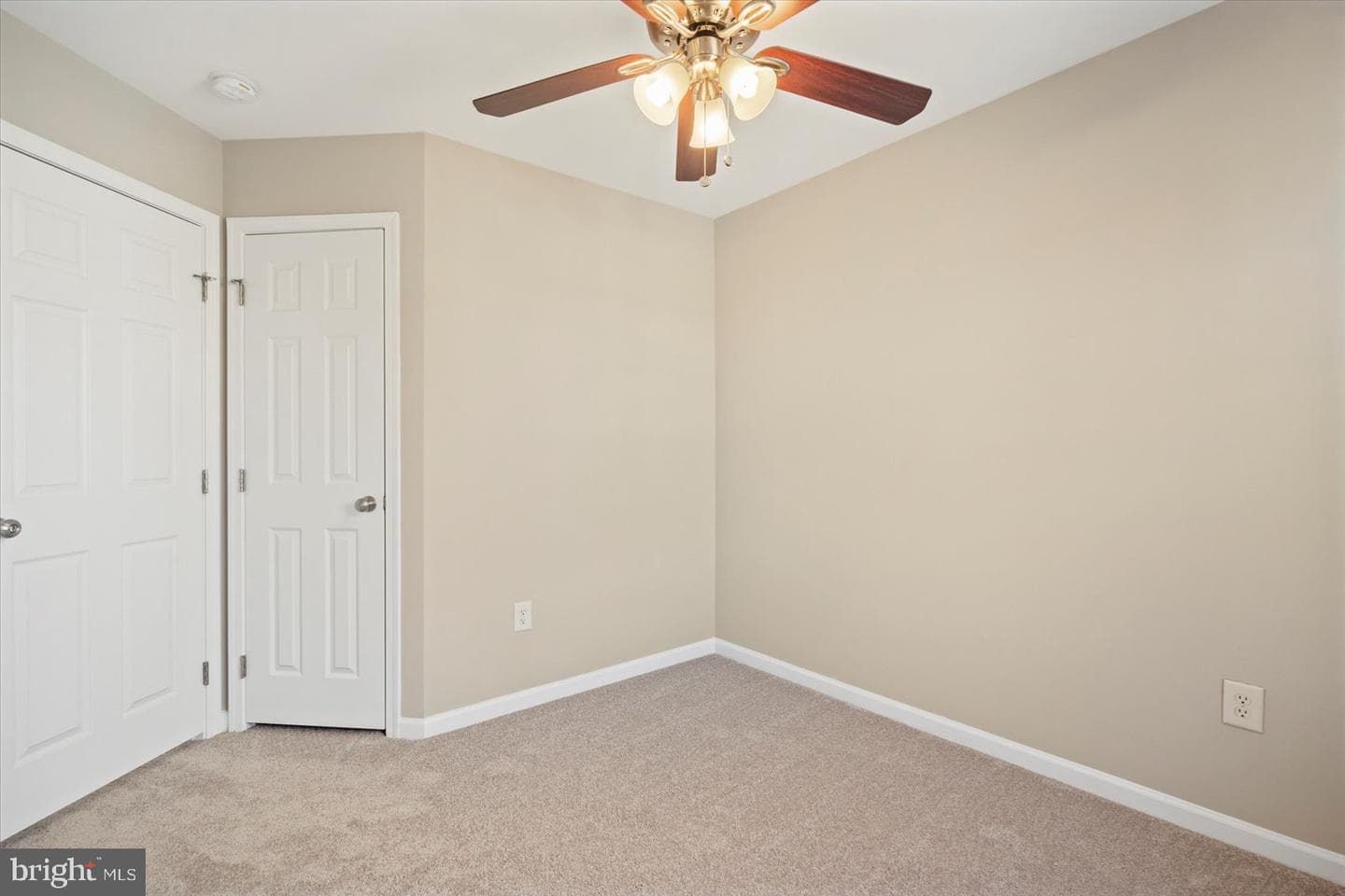 7260 Mockingbird Circle photo 65