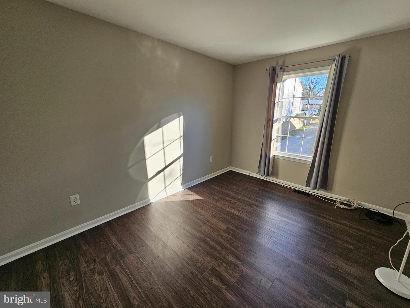 224 Maple Avenue photo 16