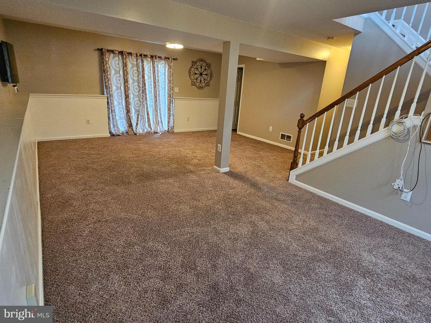 224 Maple Avenue photo 25