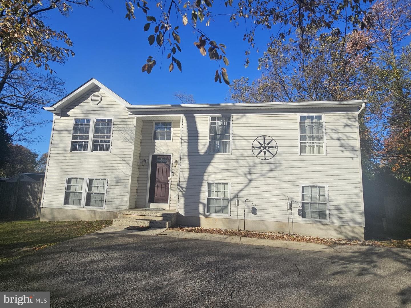 224 Maple Avenue photo 37