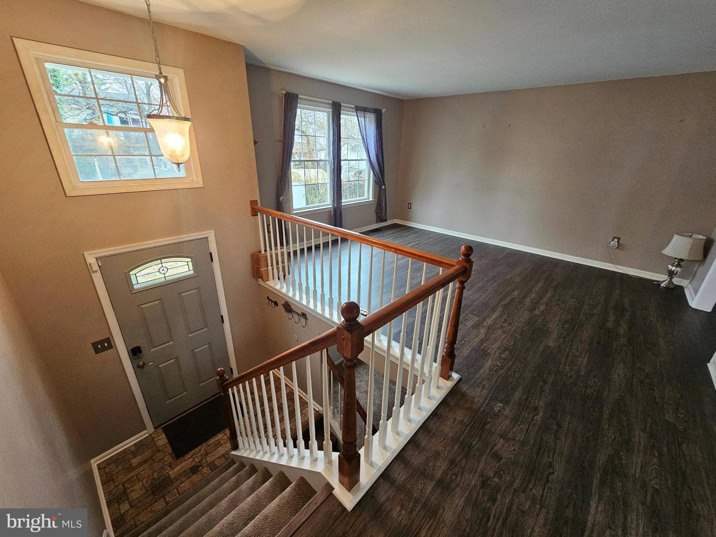 224 Maple Avenue photo 4