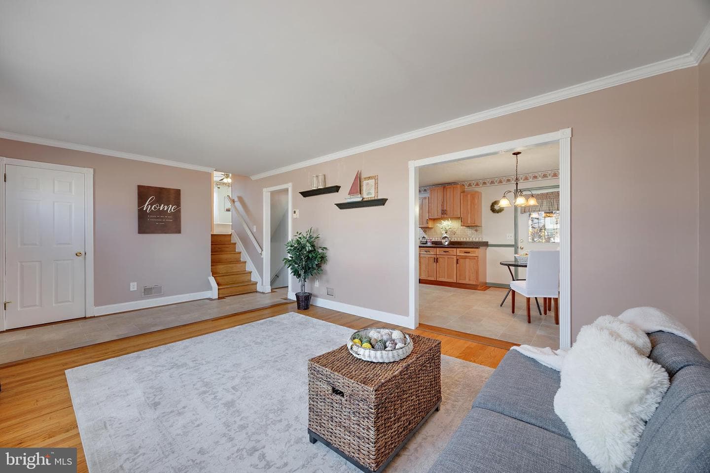 710 James Road photo 16