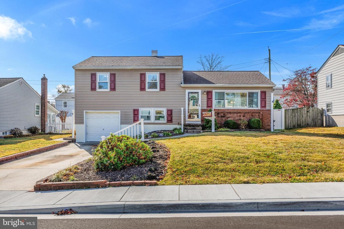 710 James Road photo 9