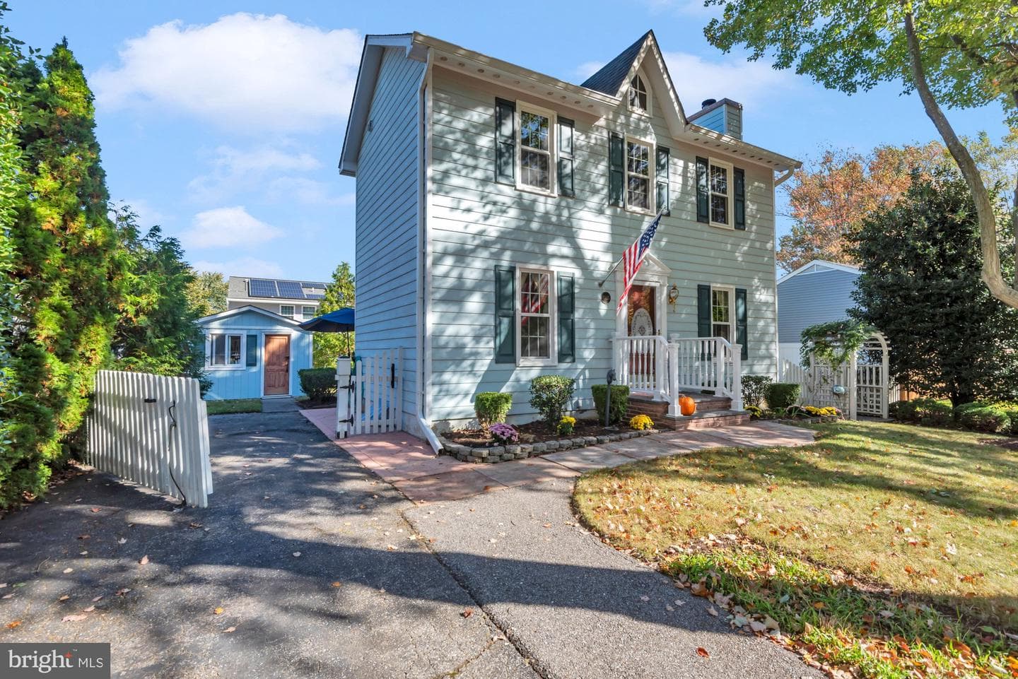 1005 Hyde Park Drive photo 3