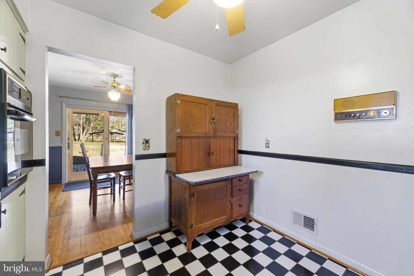2019 Valley Road photo 12