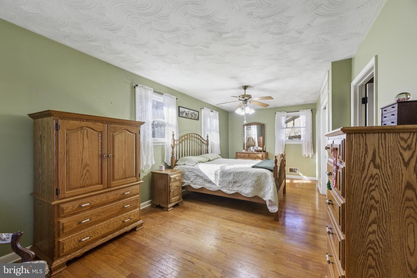 2019 Valley Road photo 16