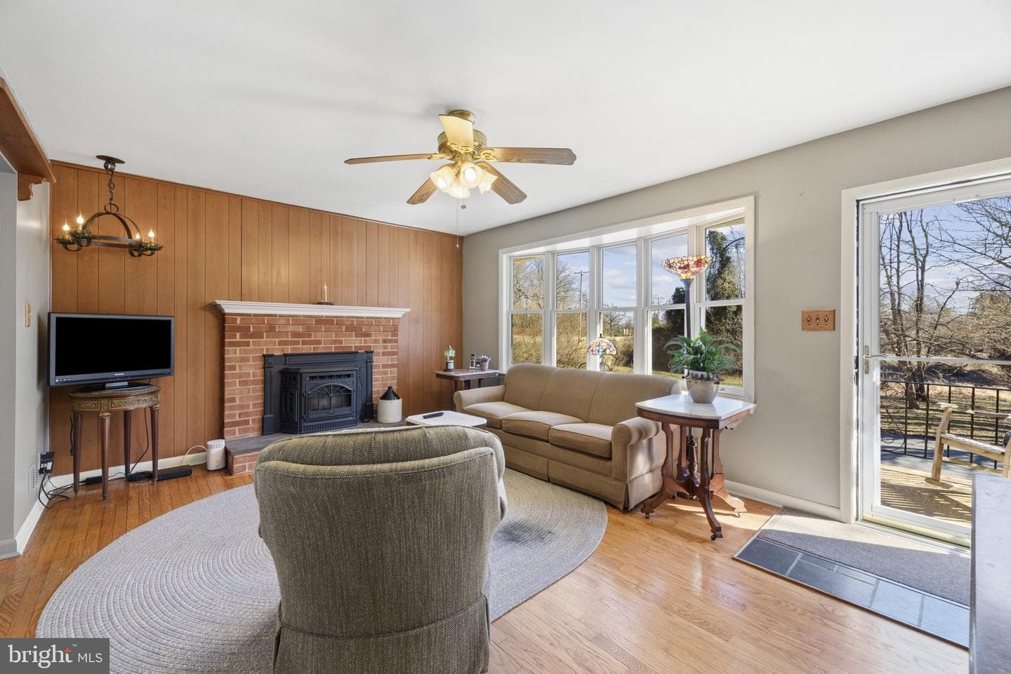 2019 Valley Road photo 5