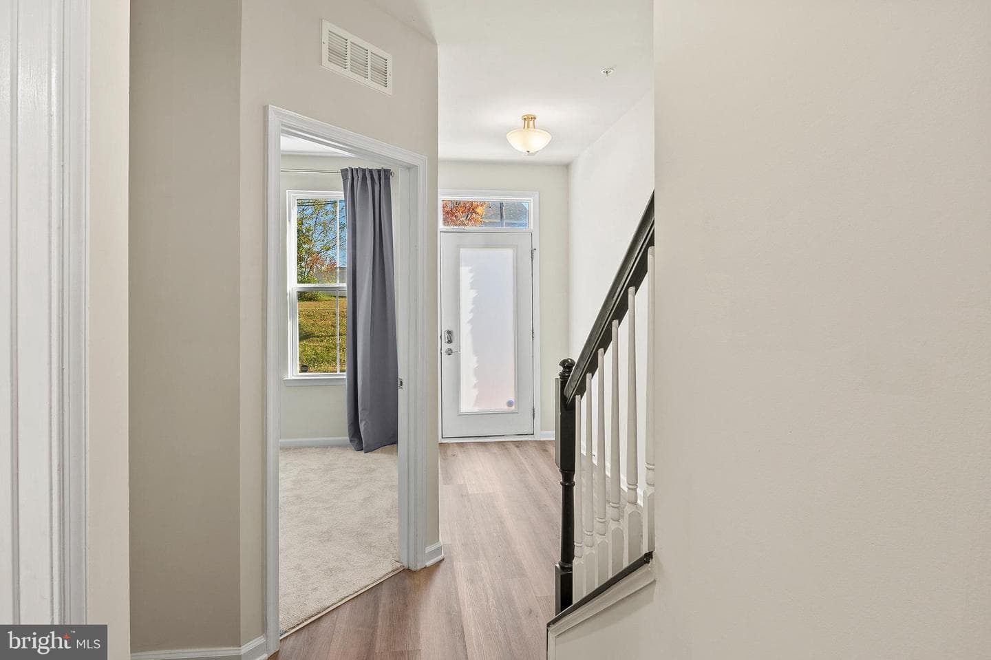 7519 Mundell Road photo 3