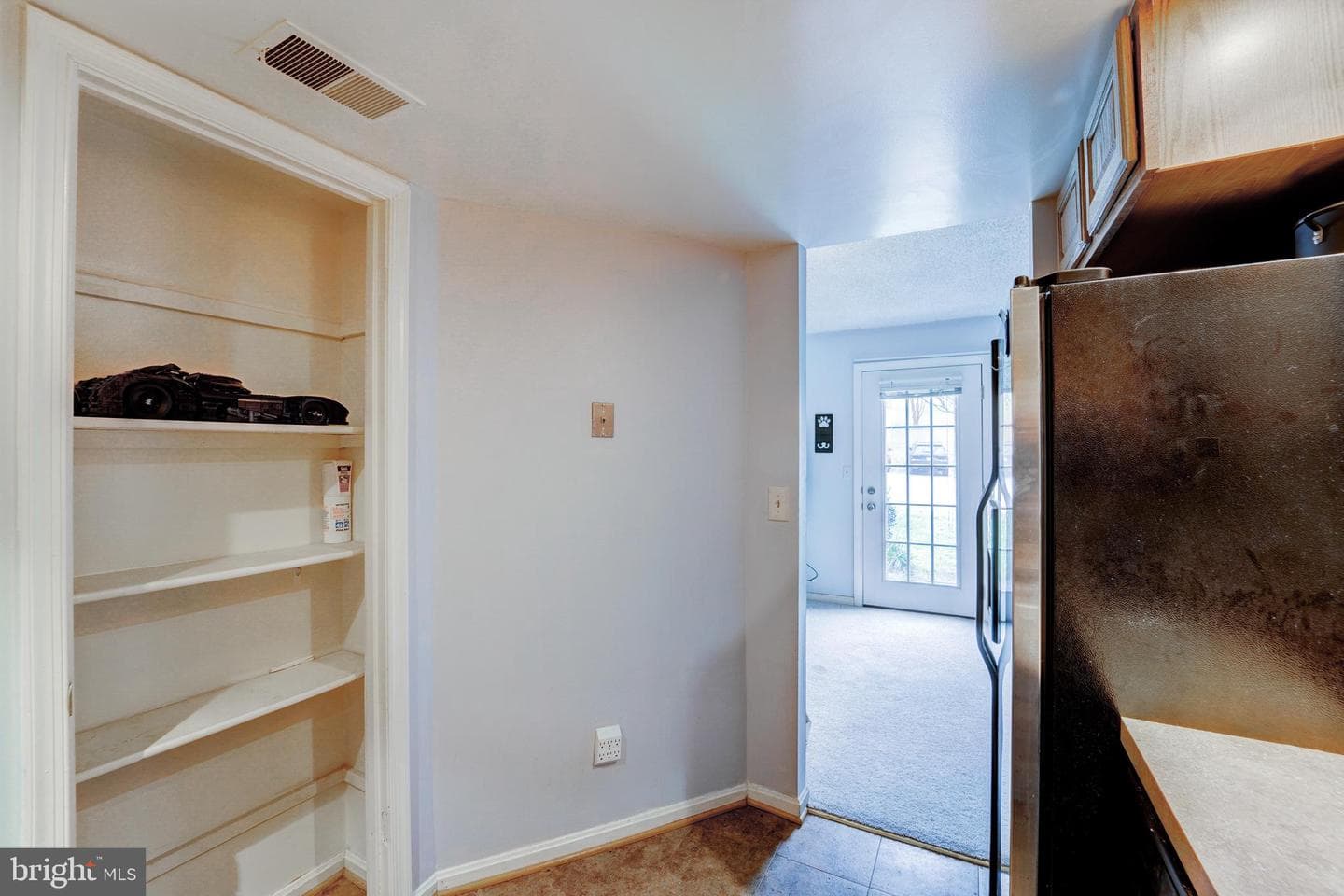 618 Newbridge Court #3-618 photo 18
