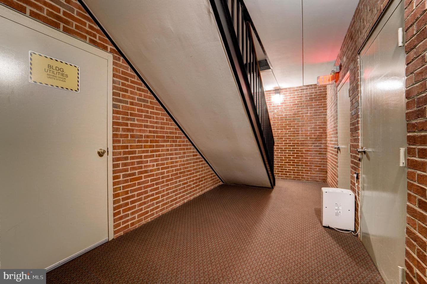 618 Newbridge Court #3-618 photo 24