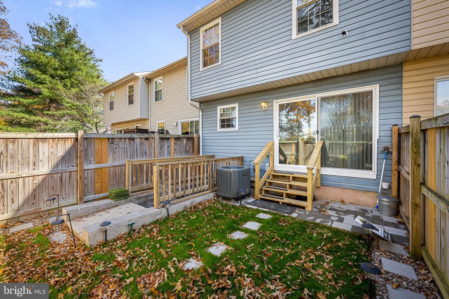 1208 Castine Court photo 27