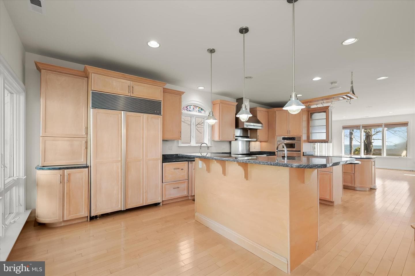 2113 Lake Drive photo 13
