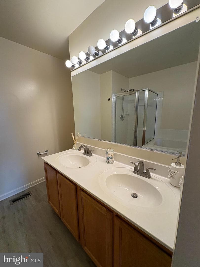 302 Assembly Point Court photo 14