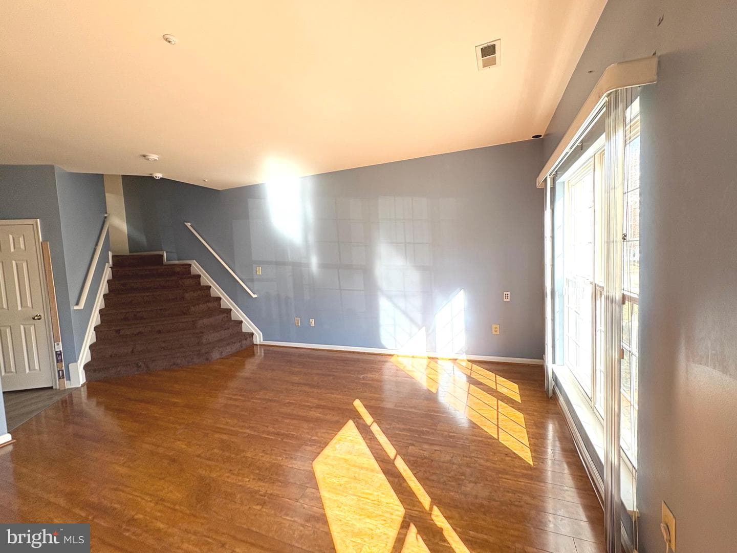 302 Assembly Point Court photo 5