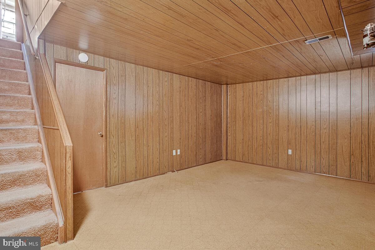 7641 Hennesey Court photo 19