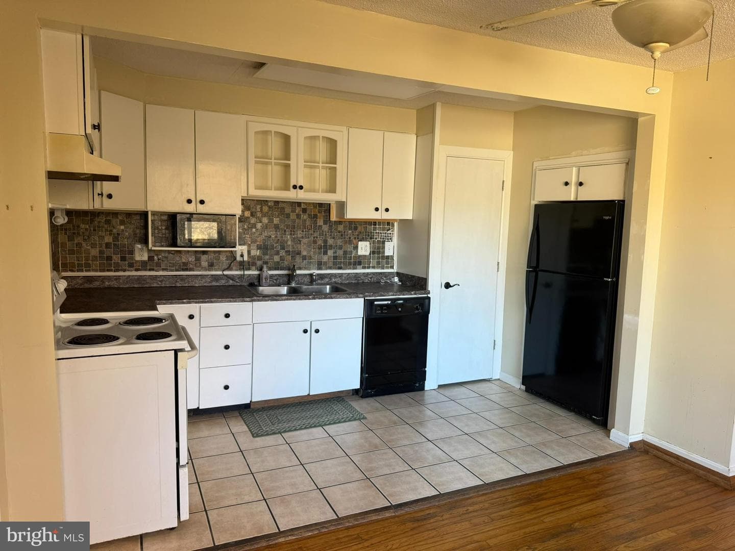 1503 Callaway Drive photo 3