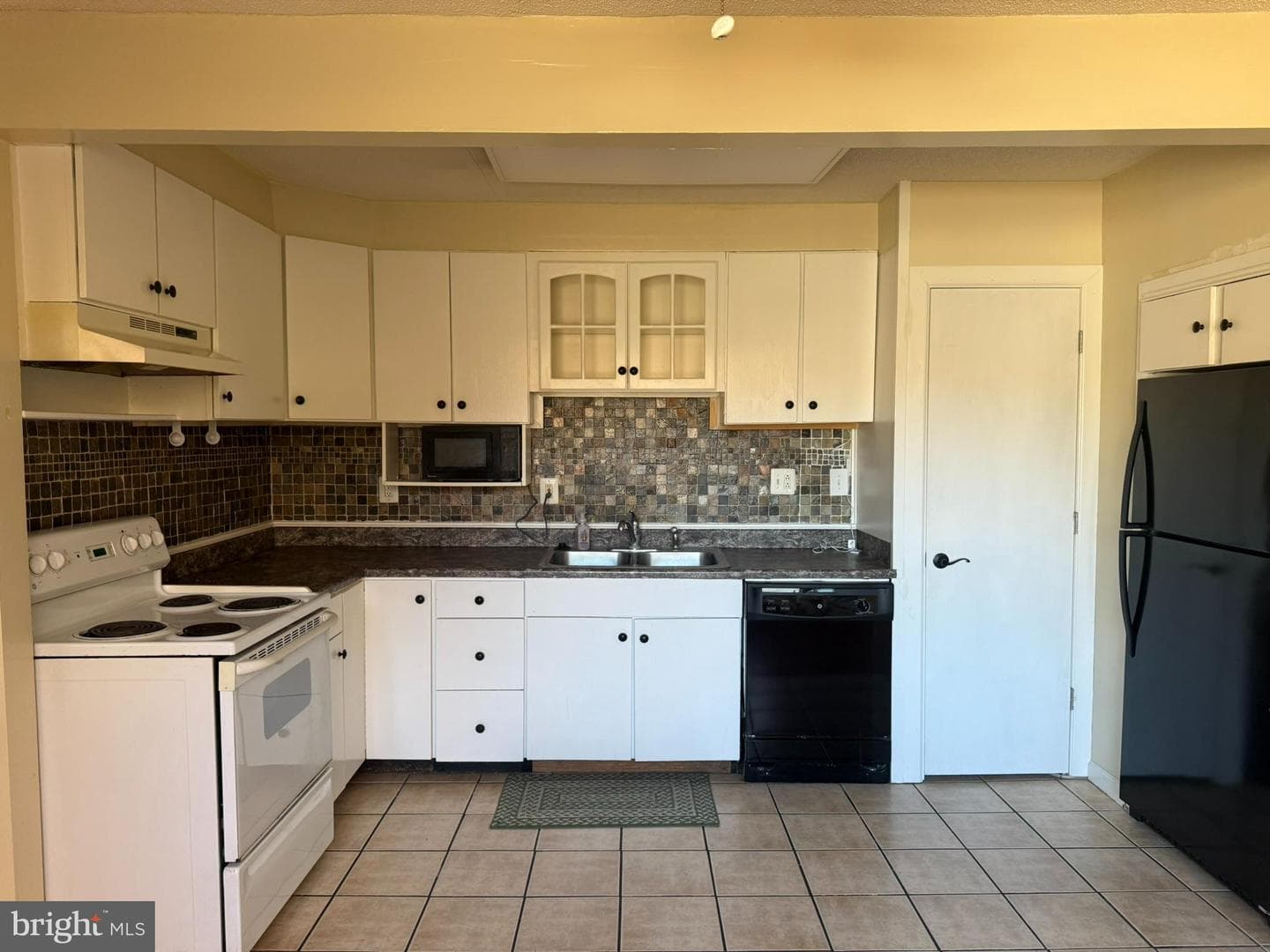 1503 Callaway Drive photo 4