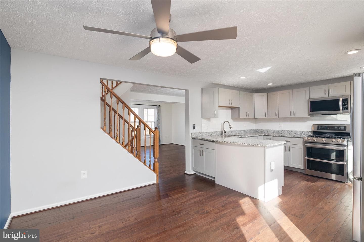727 Dayspring Drive photo 10