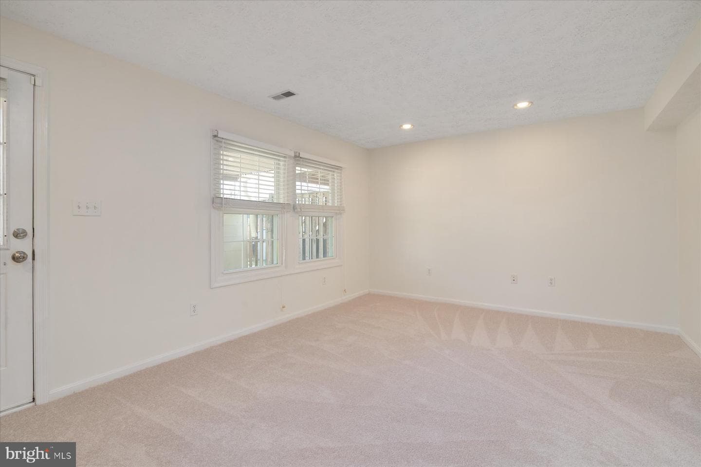 727 Dayspring Drive photo 17