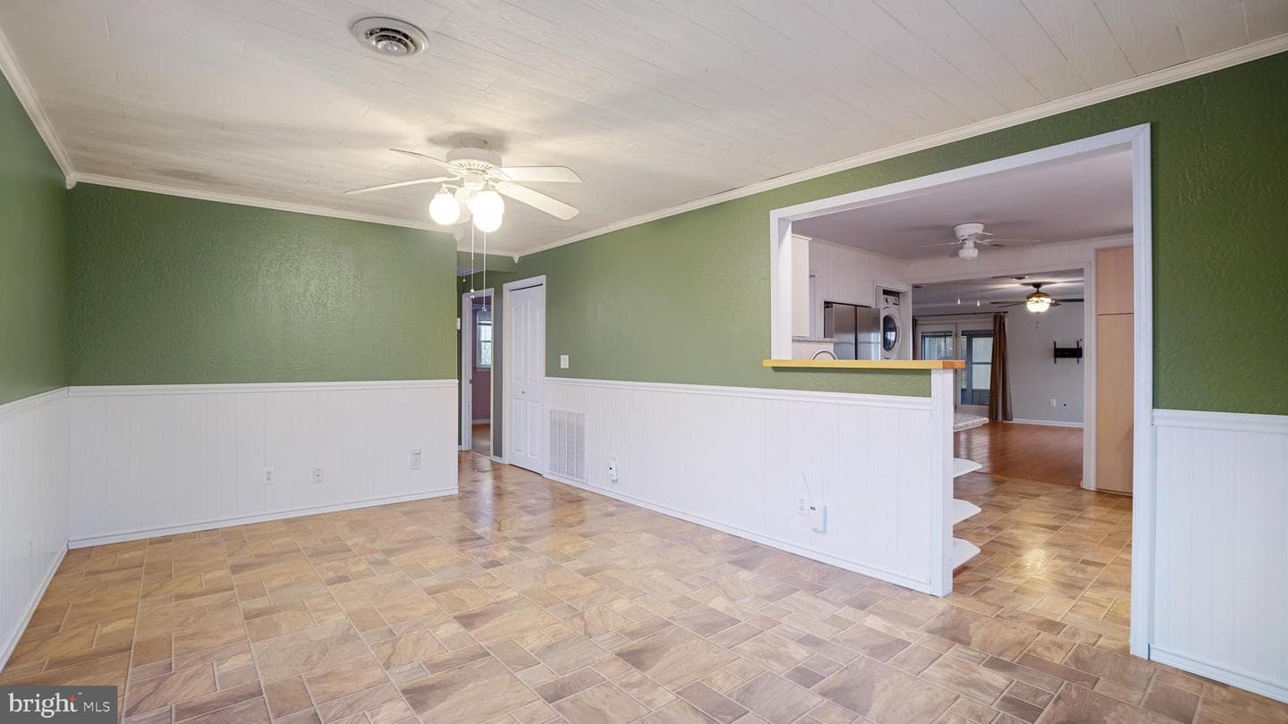 105 Garrett Road photo 12