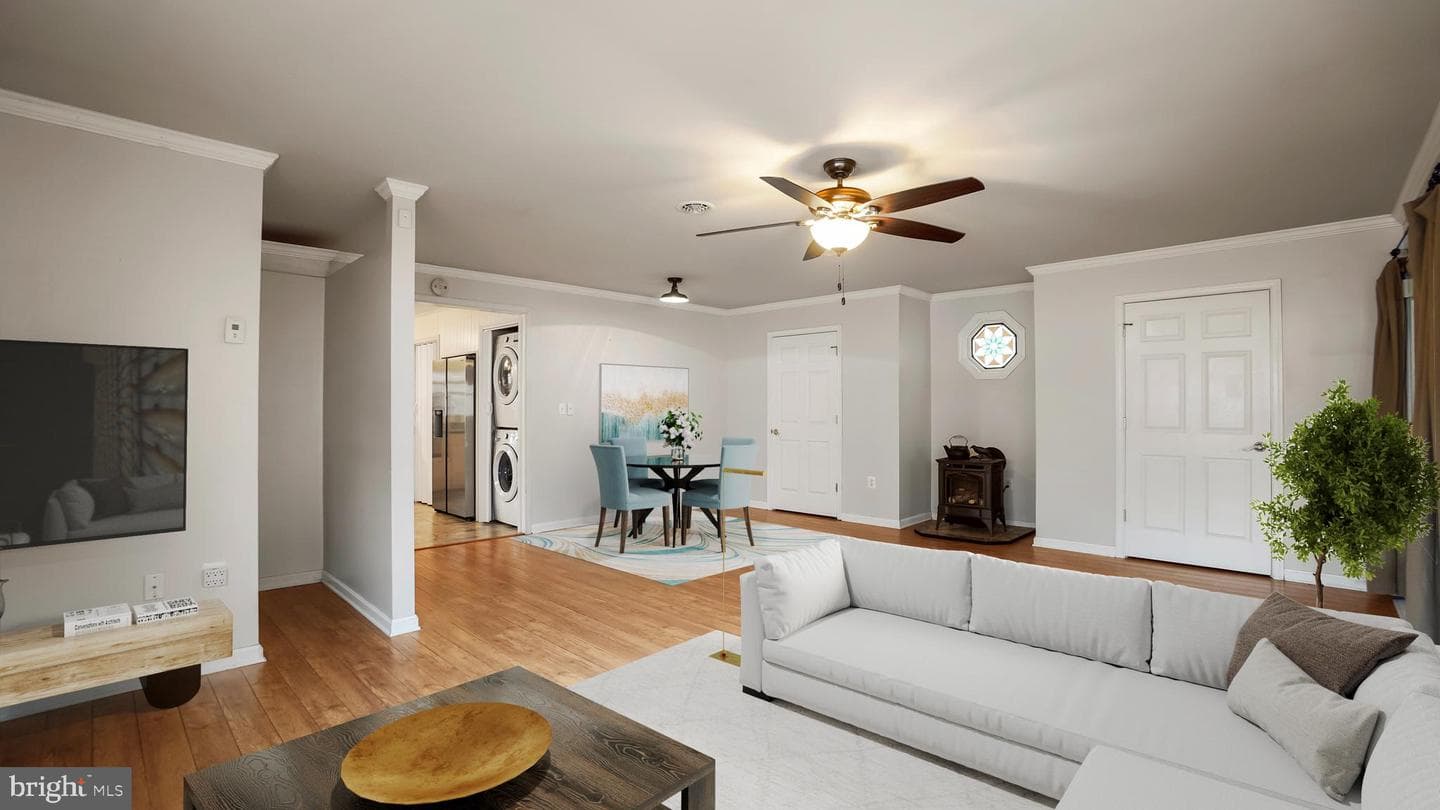 105 Garrett Road photo 22