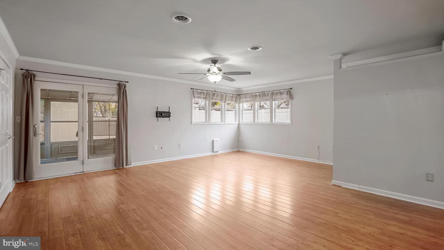 105 Garrett Road photo 28