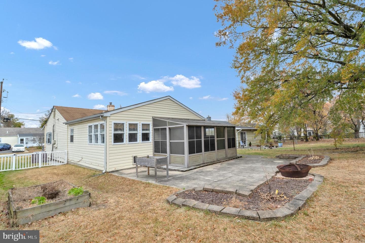 105 Garrett Road photo 44