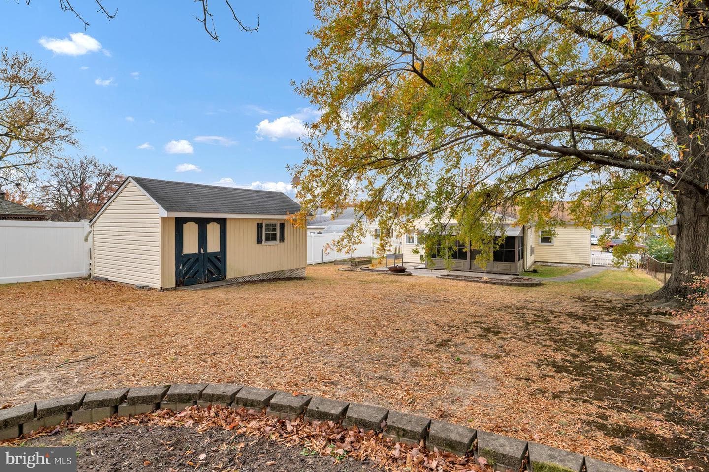 105 Garrett Road photo 47