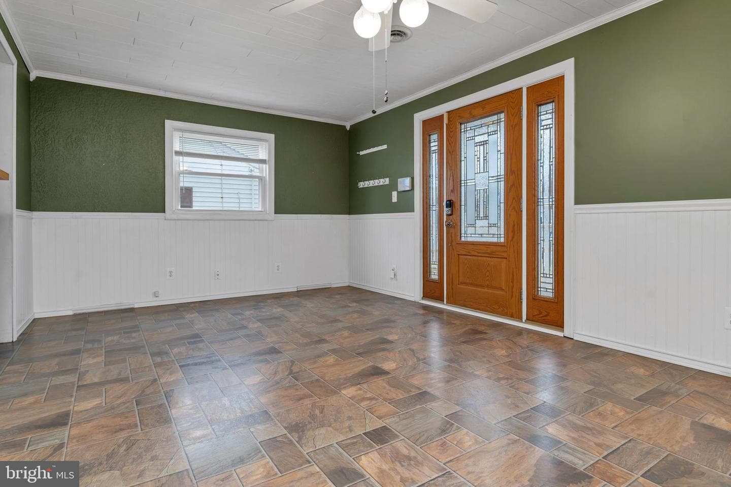 105 Garrett Road photo 9