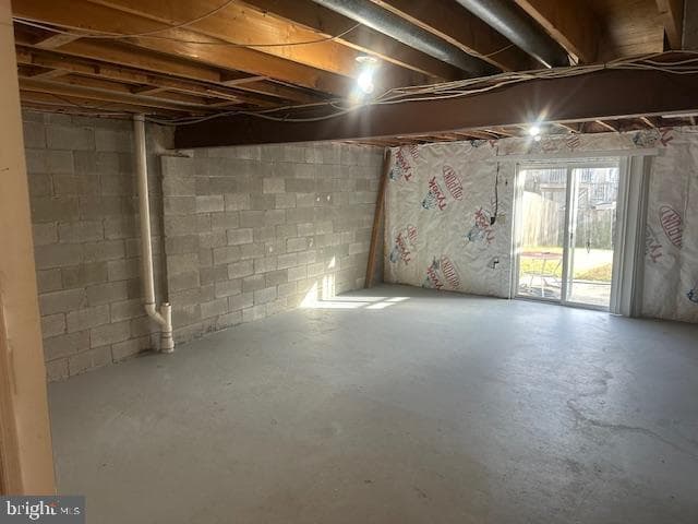 323 Cool Breeze Court photo 15
