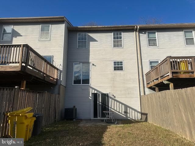 323 Cool Breeze Court photo 16