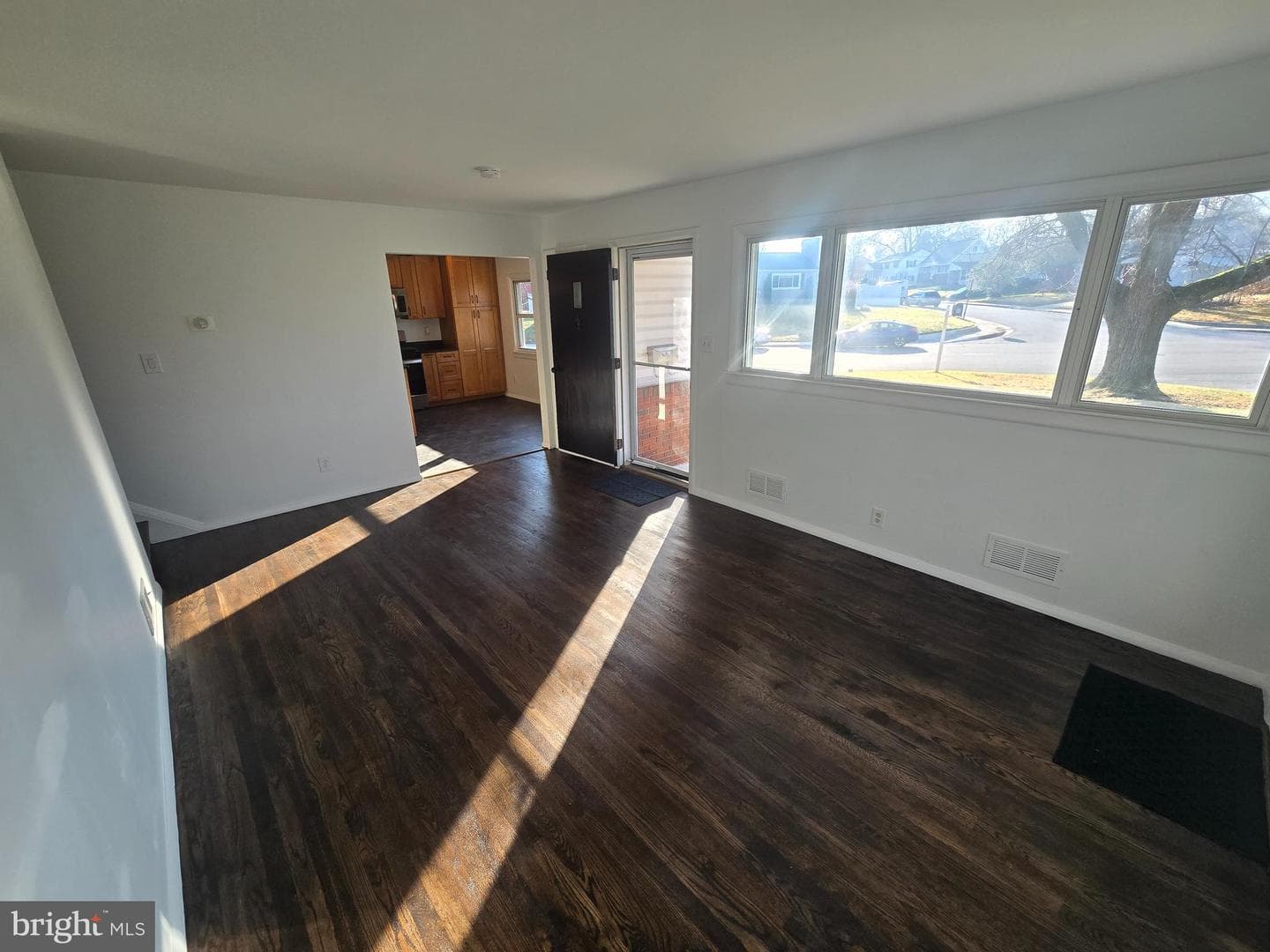 204 Ridgely Road photo 11