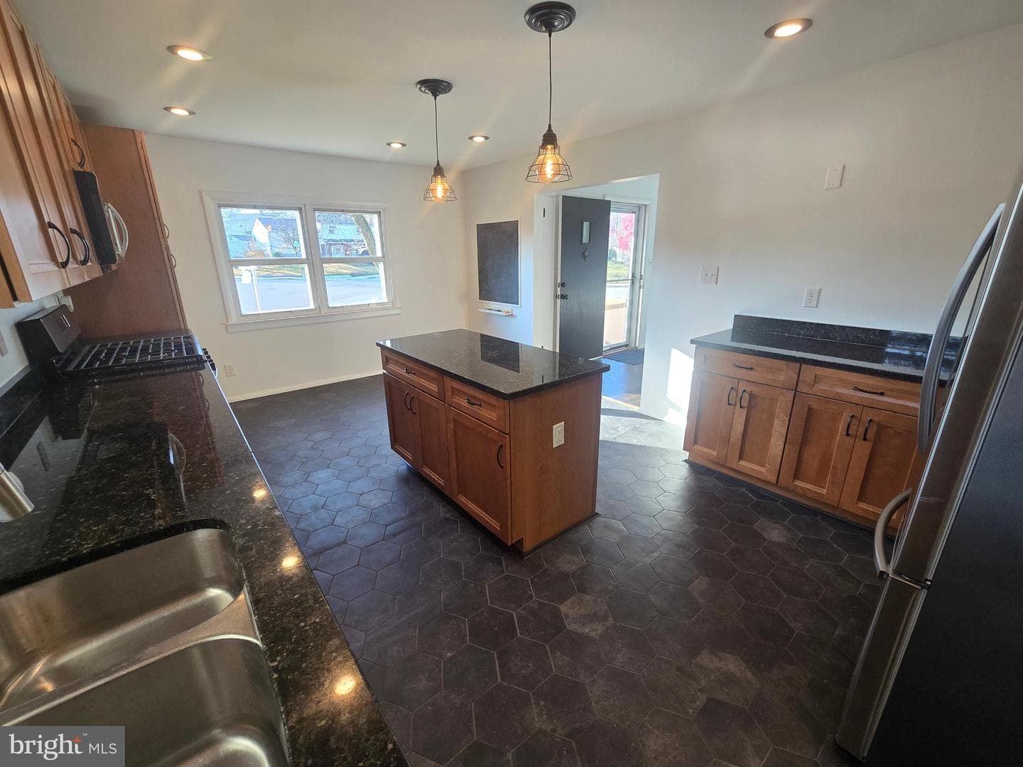 204 Ridgely Road photo 14