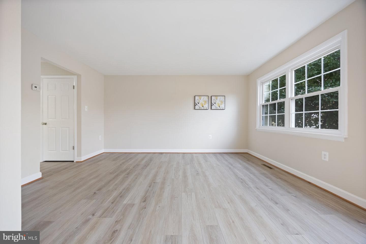 594 Millshire Drive photo 16