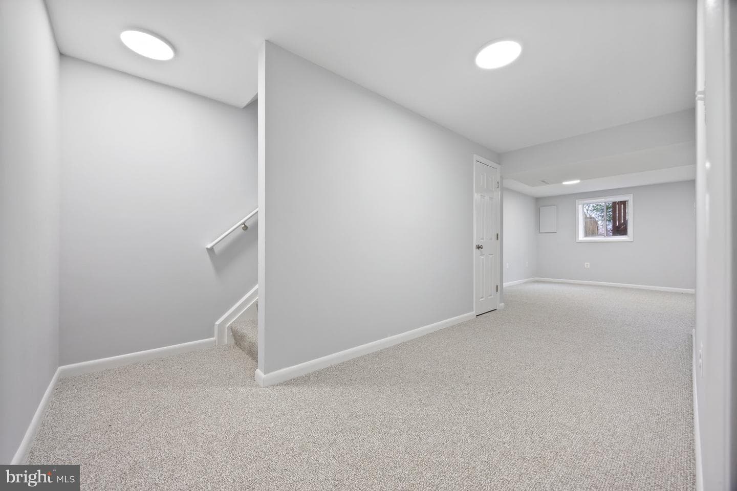 594 Millshire Drive photo 28