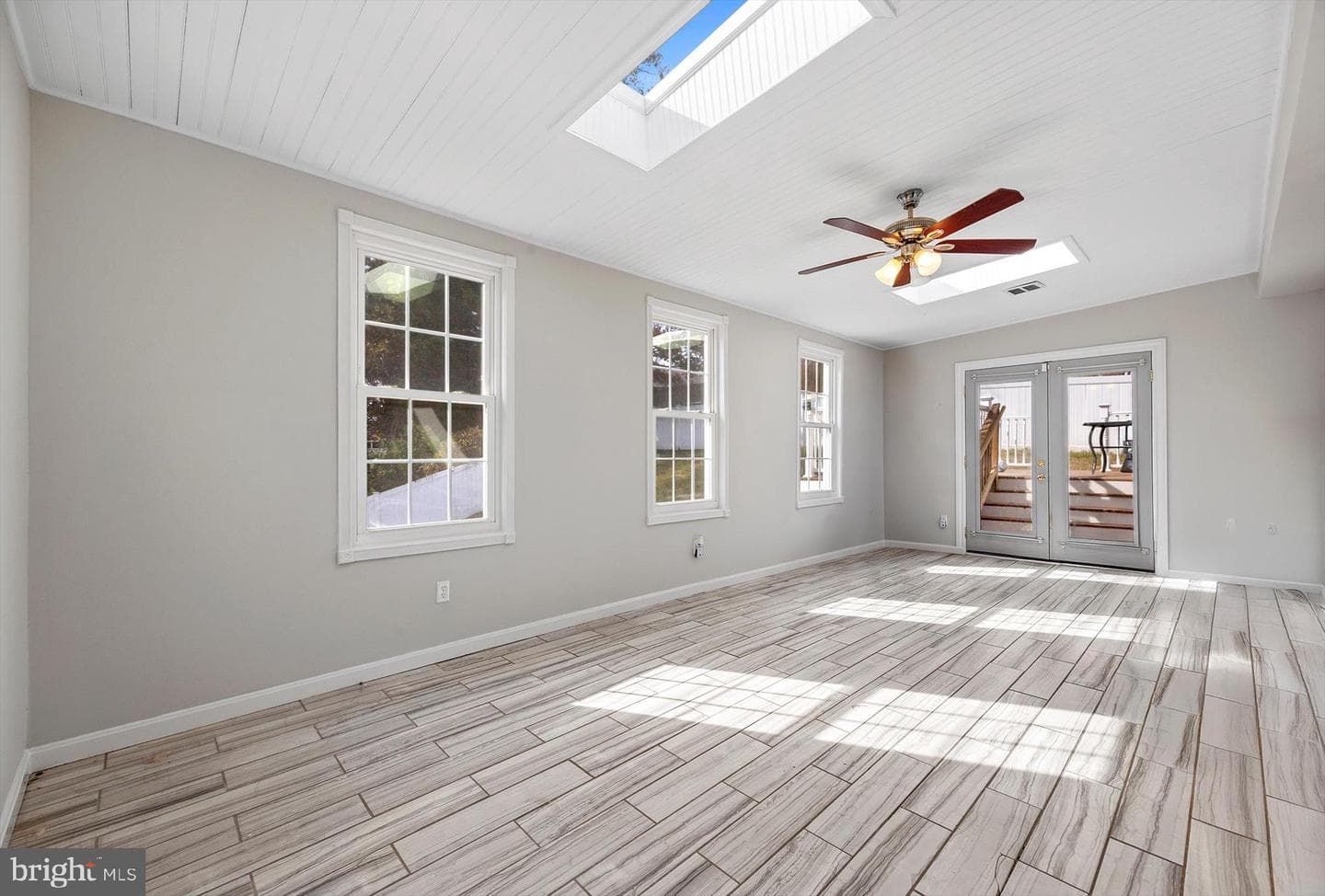 300 Twin Oaks Road photo 11