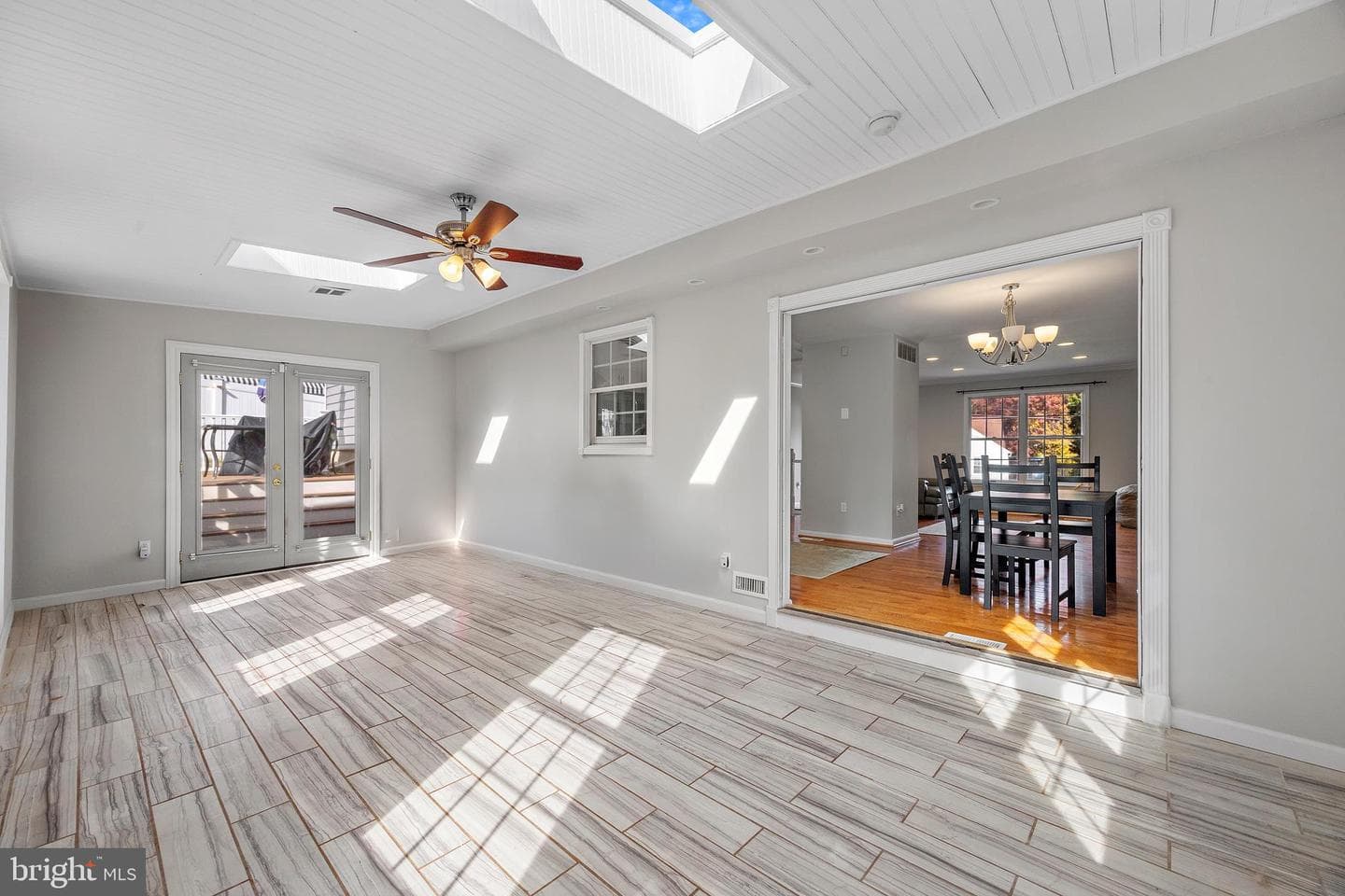 300 Twin Oaks Road photo 12