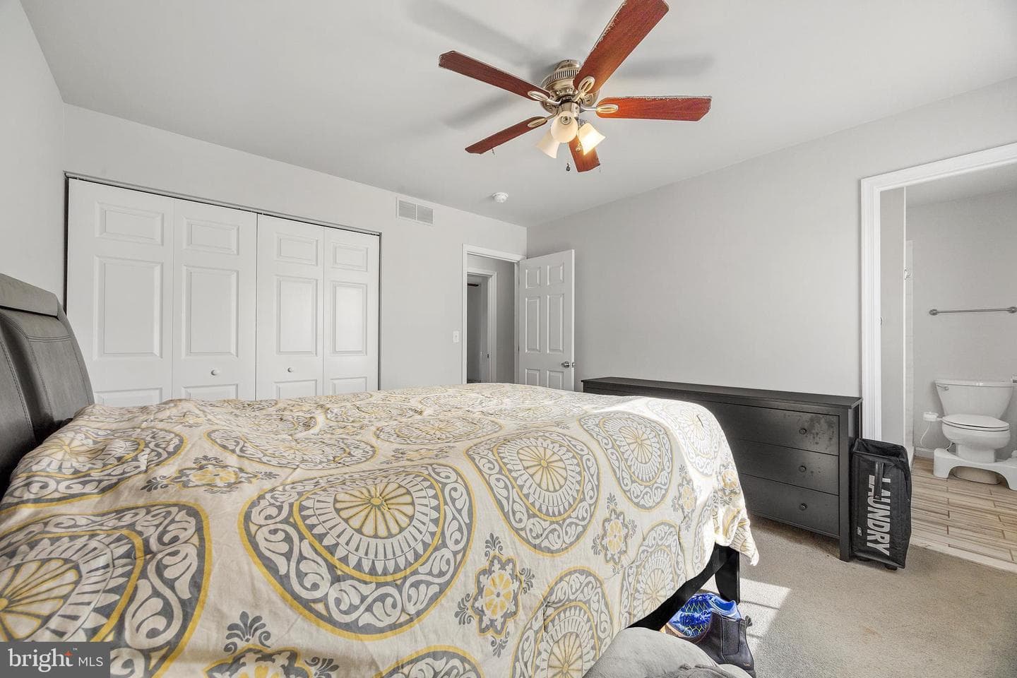 300 Twin Oaks Road photo 19