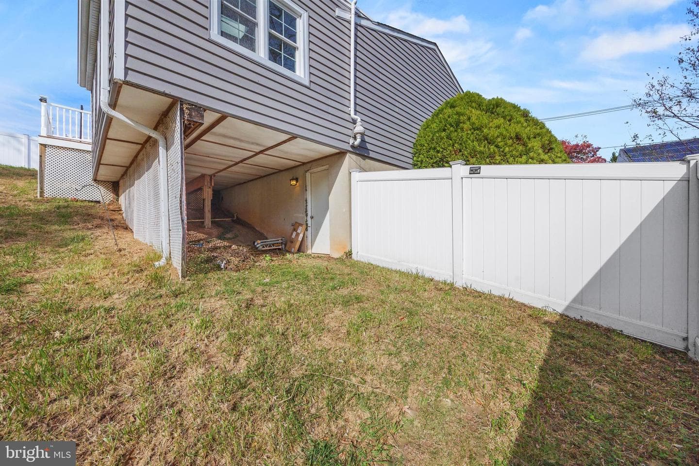 300 Twin Oaks Road photo 31