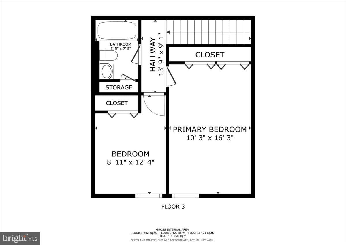 480 West Court photo 36